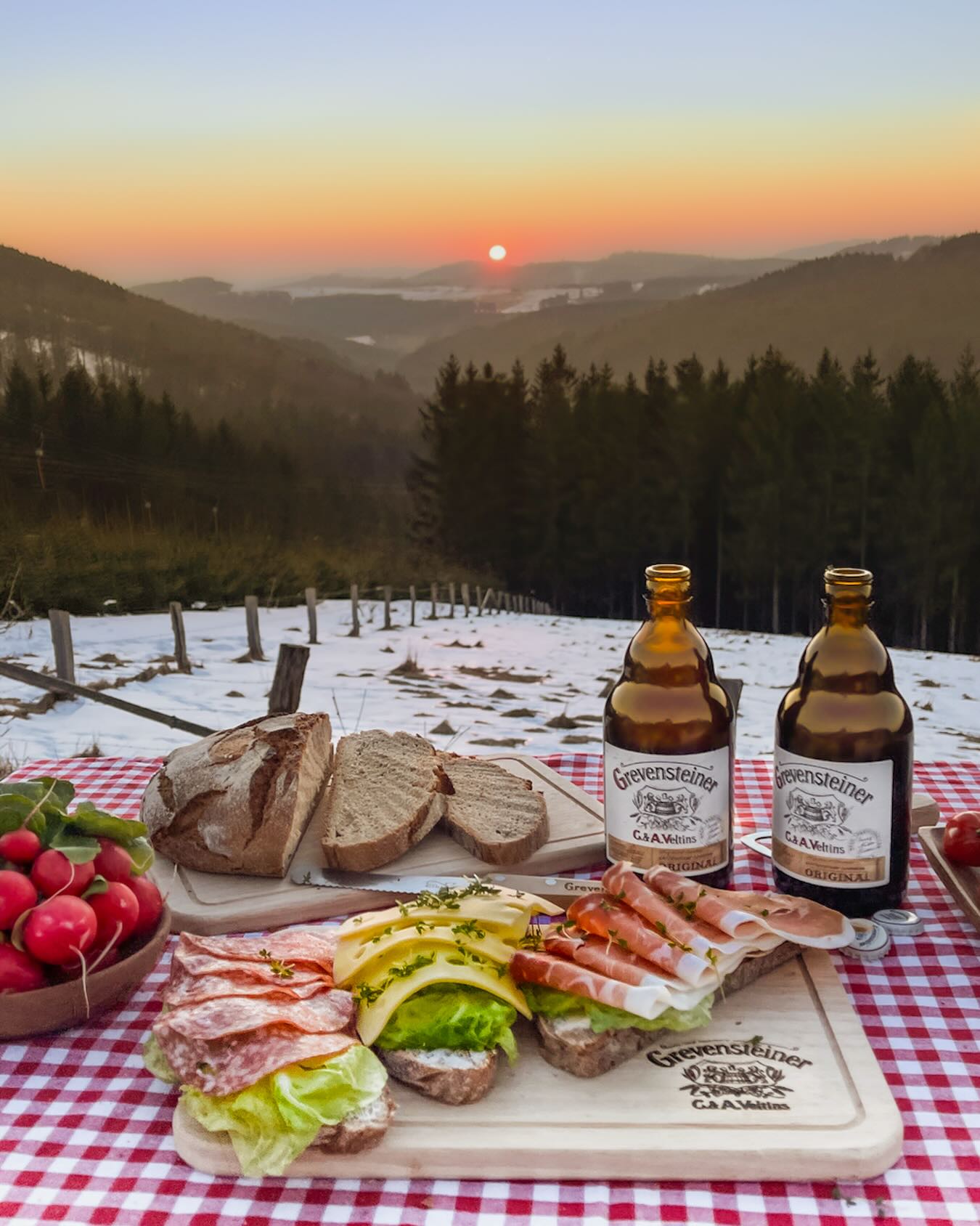 Der Winter hat Geschmack! 🍻 #grevensteiner #landbier #grevensteinerbeer #wanderlust